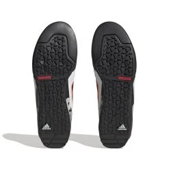 Chaussures De Randonnée Adidas Terrex Swift Solo -Randonnée en plein air adidas hr1302 4 footwear photography bottom view white 000