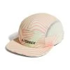 Casquette Adidas Terrex Aeroready Five-Panel Graphic -Randonnée en plein air hb6275 1 hardware photography front center view white